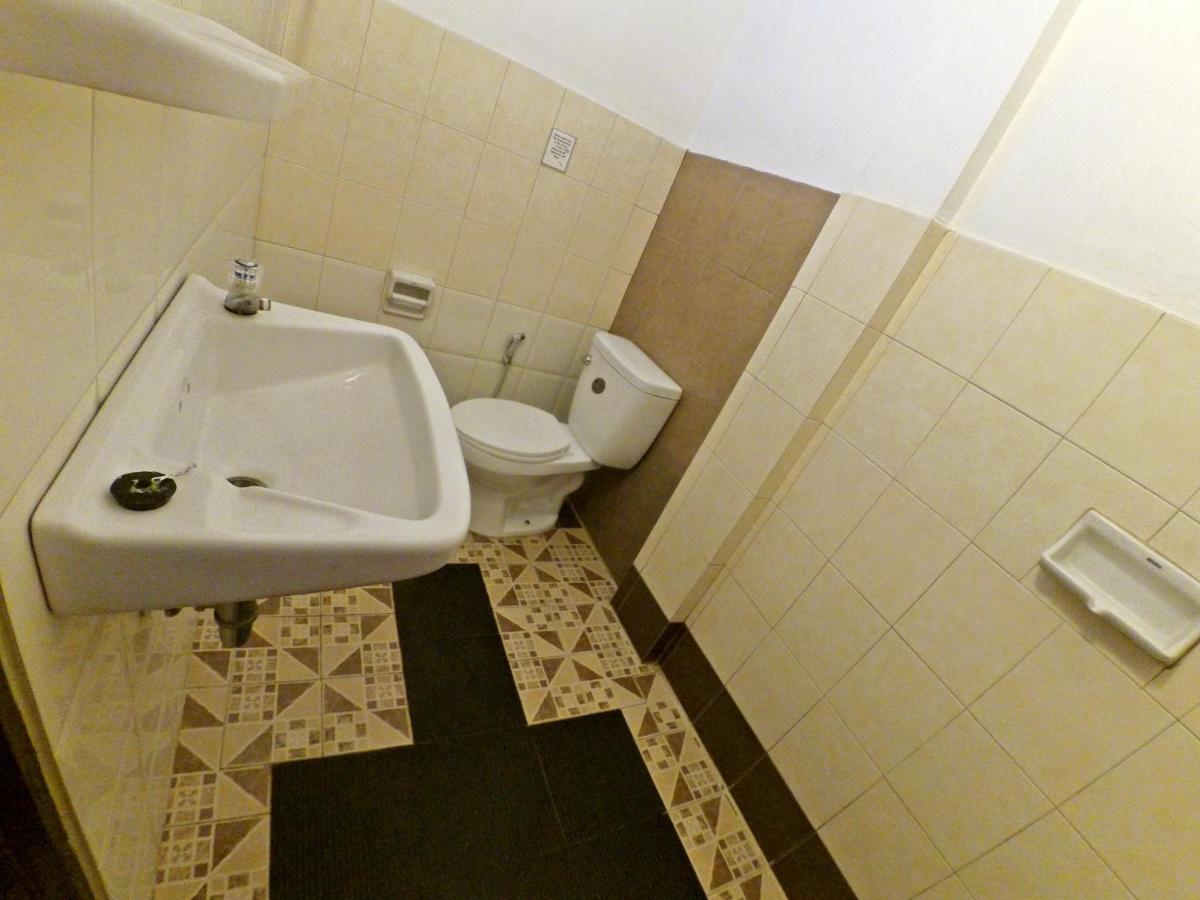 Sarah Guest House Csiangmaj Kültér fotó